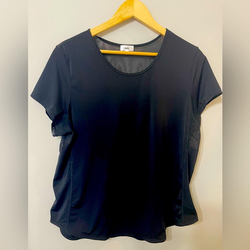 KNIX Momenta Active T-Shirt NWOT